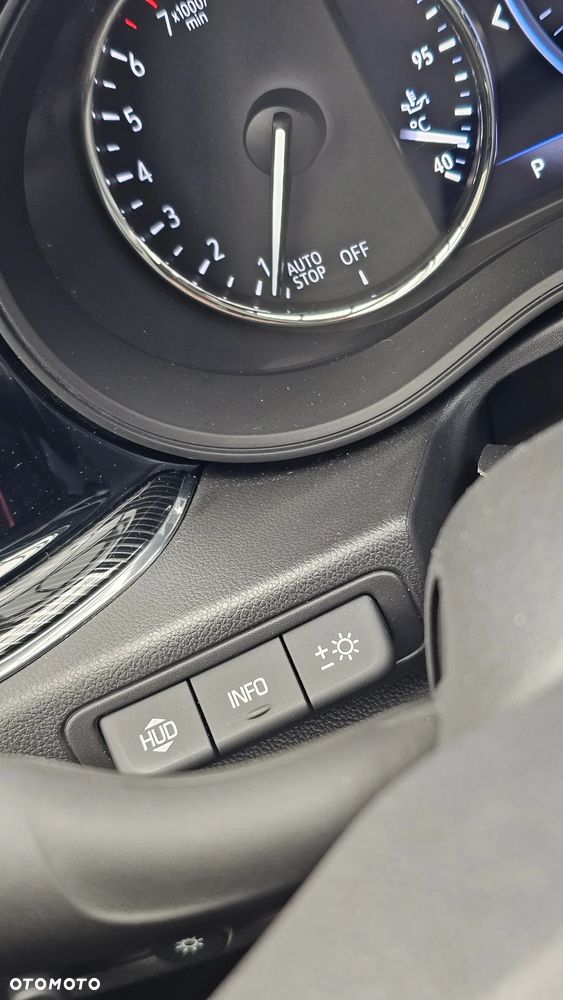 Opel Insignia 1.6 T Exclusive S&S - 23