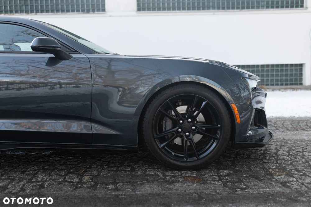 Chevrolet Camaro - 20