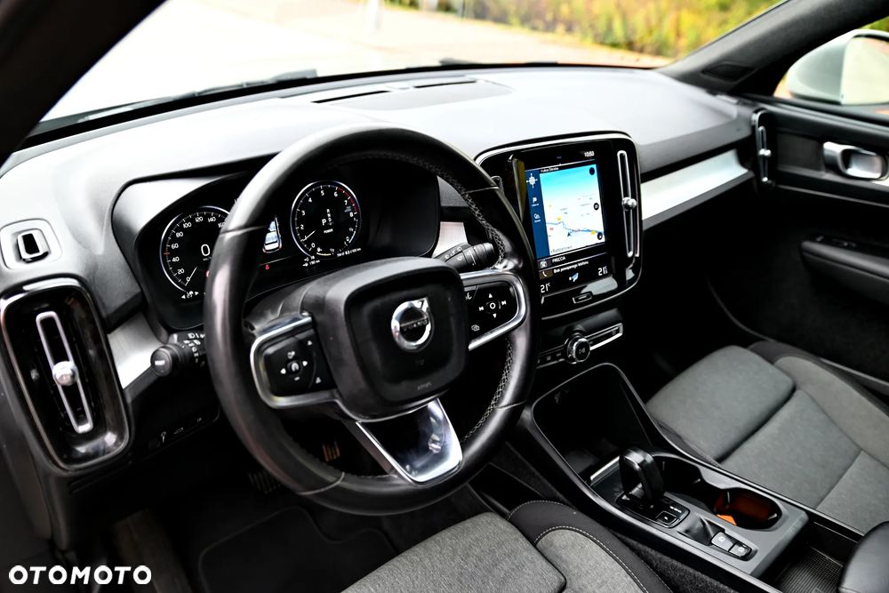 Volvo XC 40 T4 Recharge DKG Ultimate Dark - 24