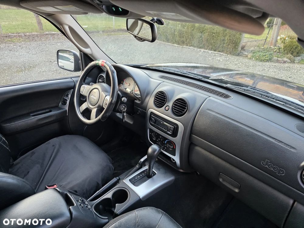 Jeep Cherokee 2.8 CRD Automatik Limited - 17