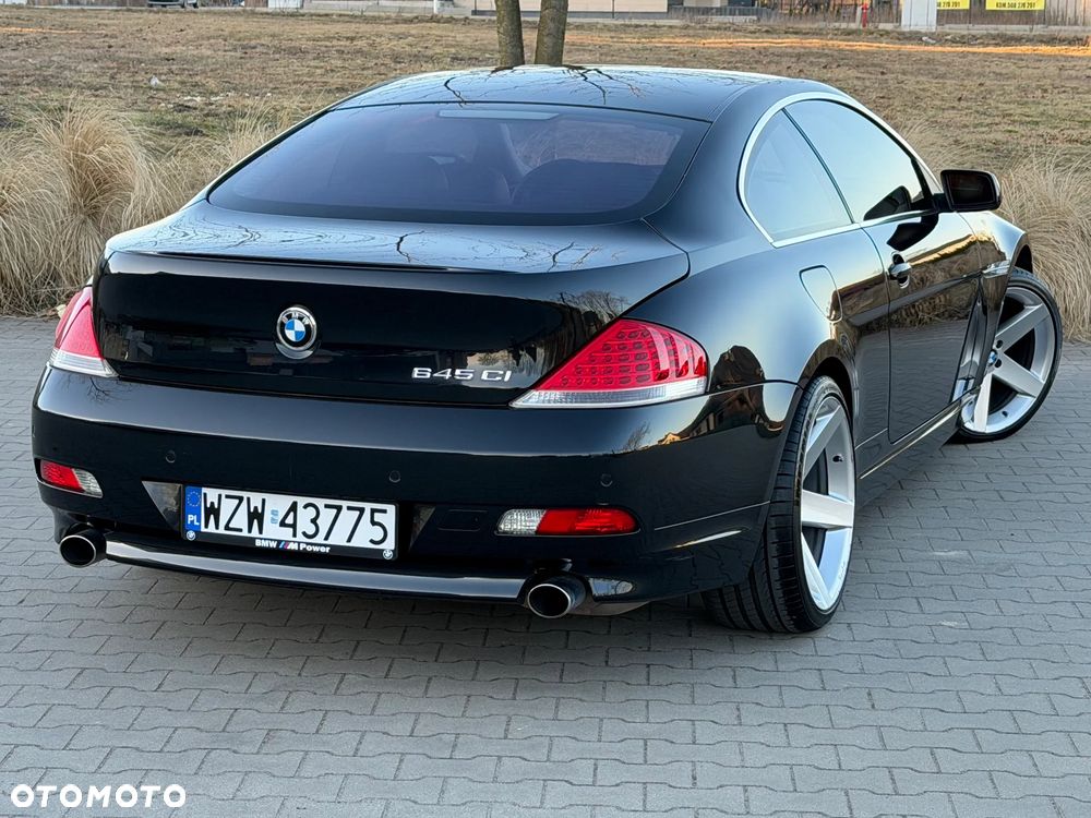 BMW Seria 6 645Ci - 12
