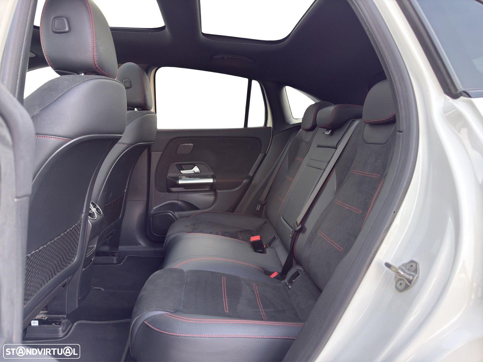 Mercedes-Benz EQA 250+ AMG Line - 11