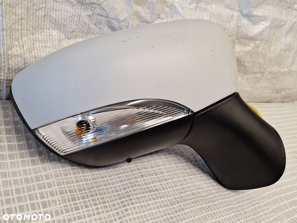 lusterko prawe renault captur I 13-17 11 pin europ - 2