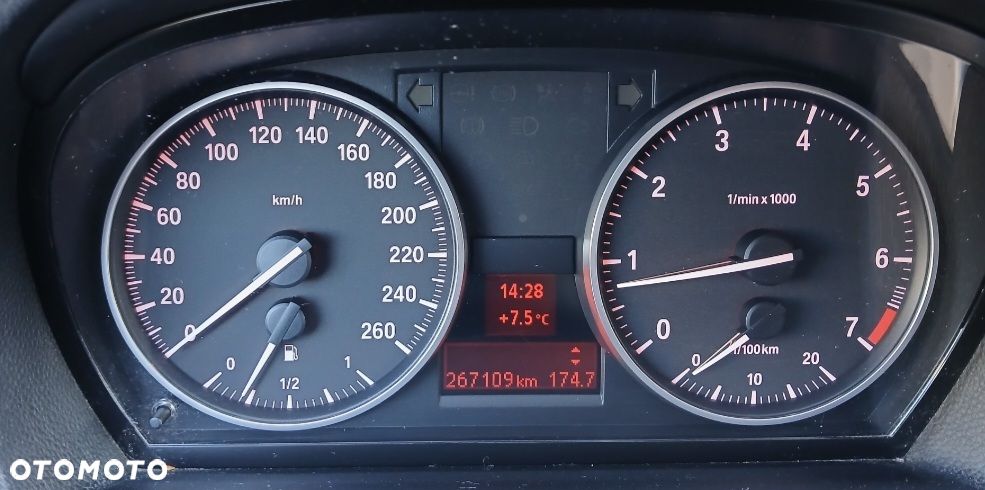 BMW Seria 3 318i Edition Exclusive - 13