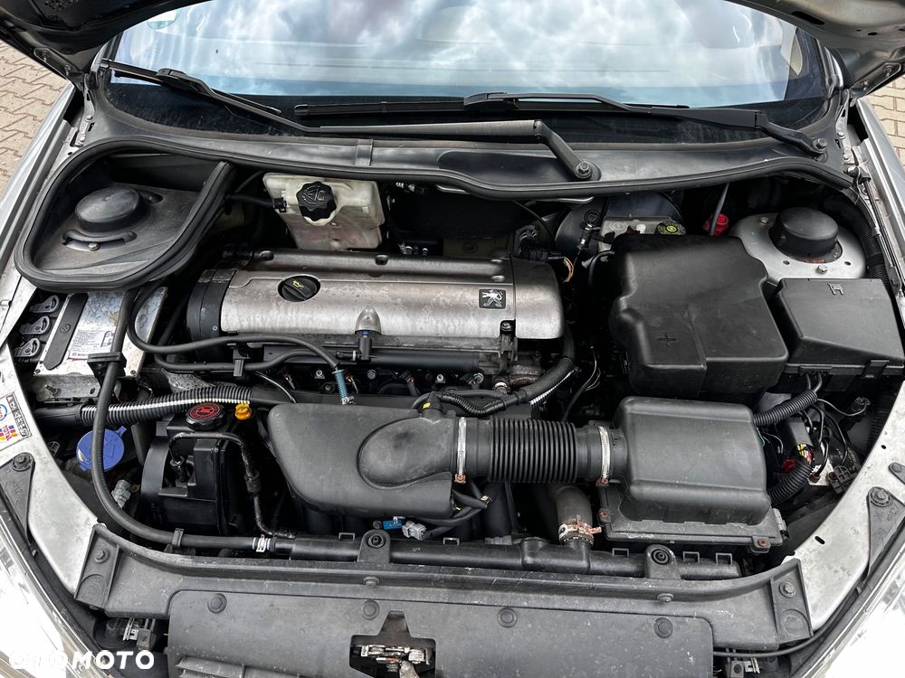 Peugeot 206 CC 135 Sport - 23
