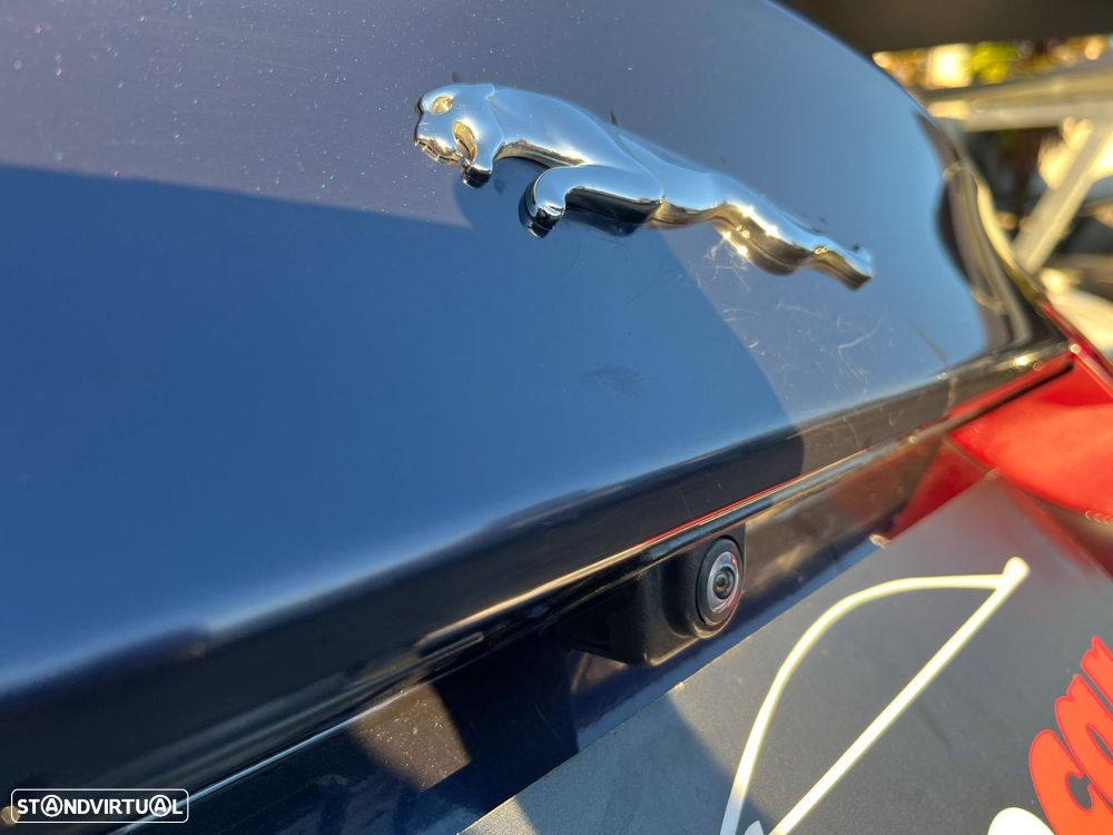 Jaguar XE 2.0 D R-Sport Aut. - 16