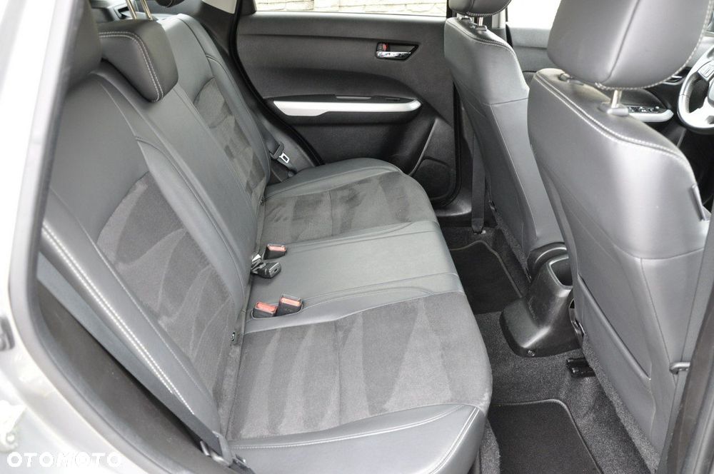 Suzuki Vitara 1.6 XLED 2WD - 11