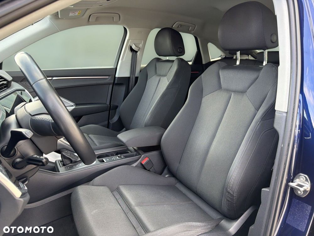 Audi Q3 Sportback - 15