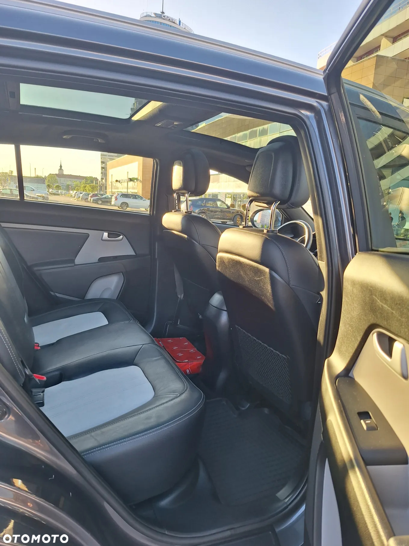 Kia Sportage 1.7 CRDI XL 2WD - 8