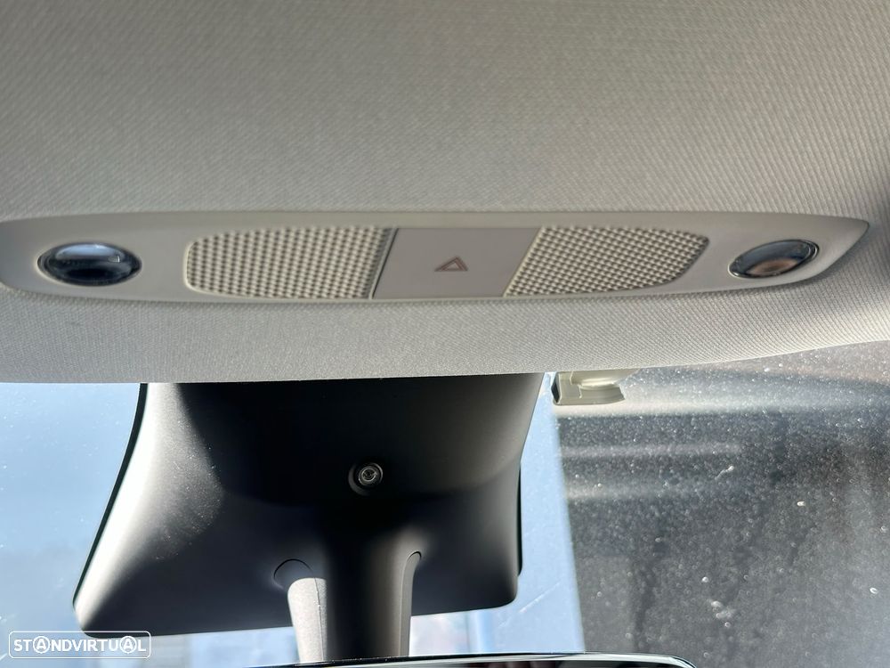Tesla Model Y Long Range Tração Integral - 42