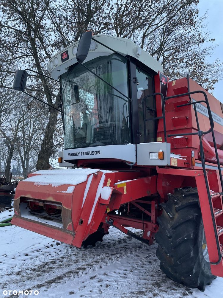 Massey Fergusson MF 30 - kombajn - części kabina sieczkarnia koła most zwolnica - 1