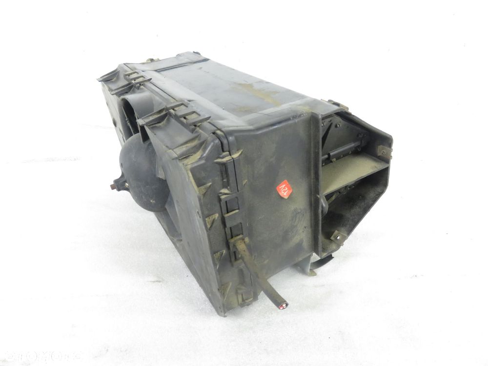 NAGRZEWNICA WODY MERCEDES T1 9225213117 9225212117 - 6