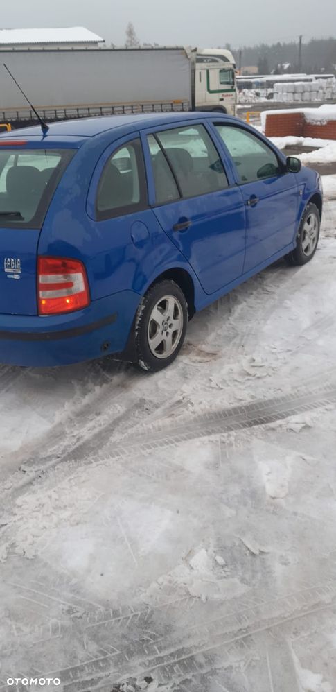 Skoda Fabia 1.4 16V Active - 17