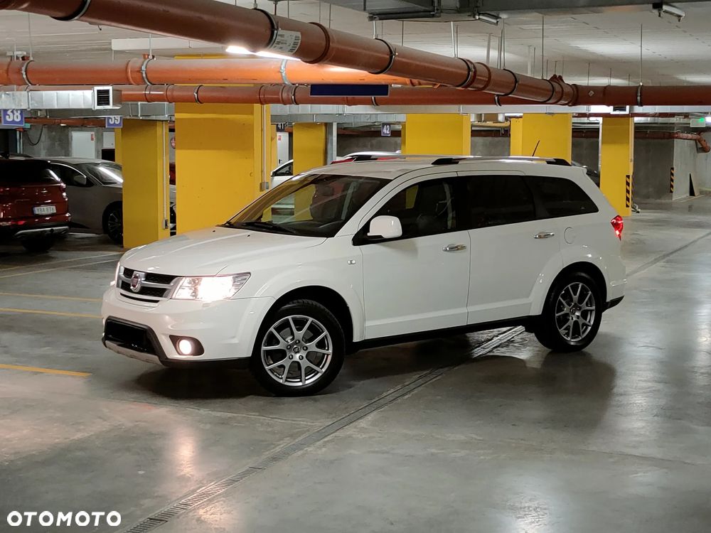 Fiat Freemont 2.0 Multijet 16V DPF Automatik Allrad Lounge - 3