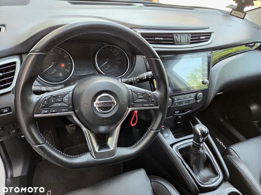 Nissan Qashqai 1.3 DIG-T Tekna - 11