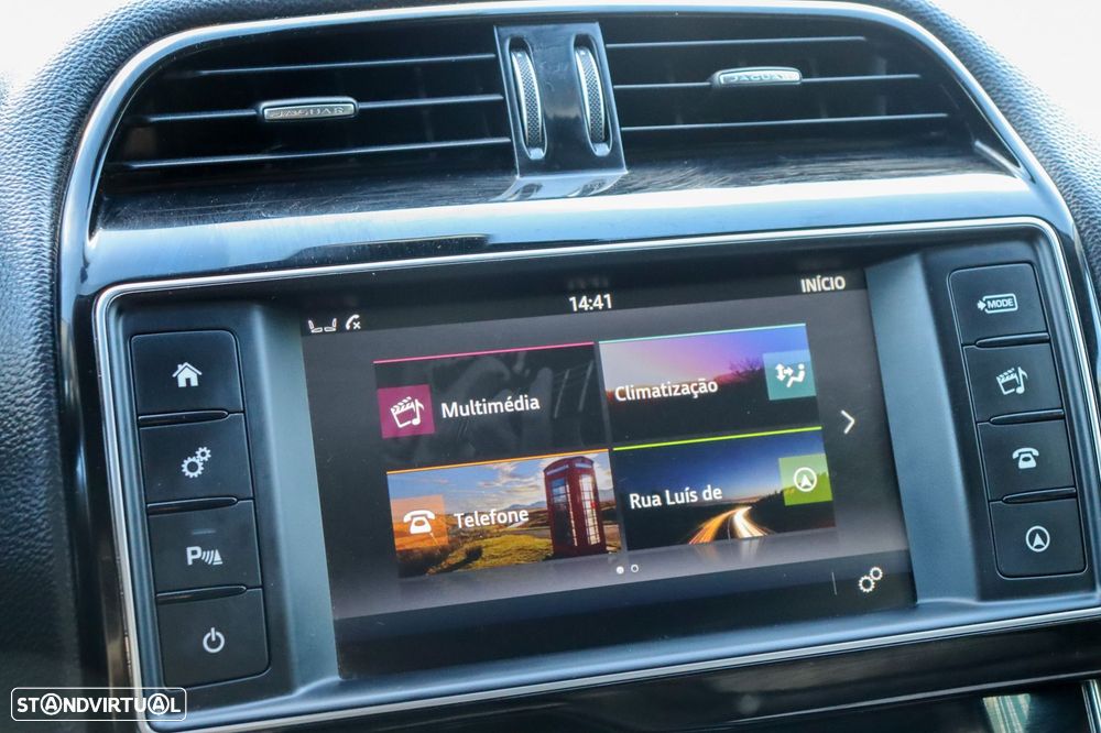 Jaguar XE 2.0 D Portfolio AWD Aut. - 8