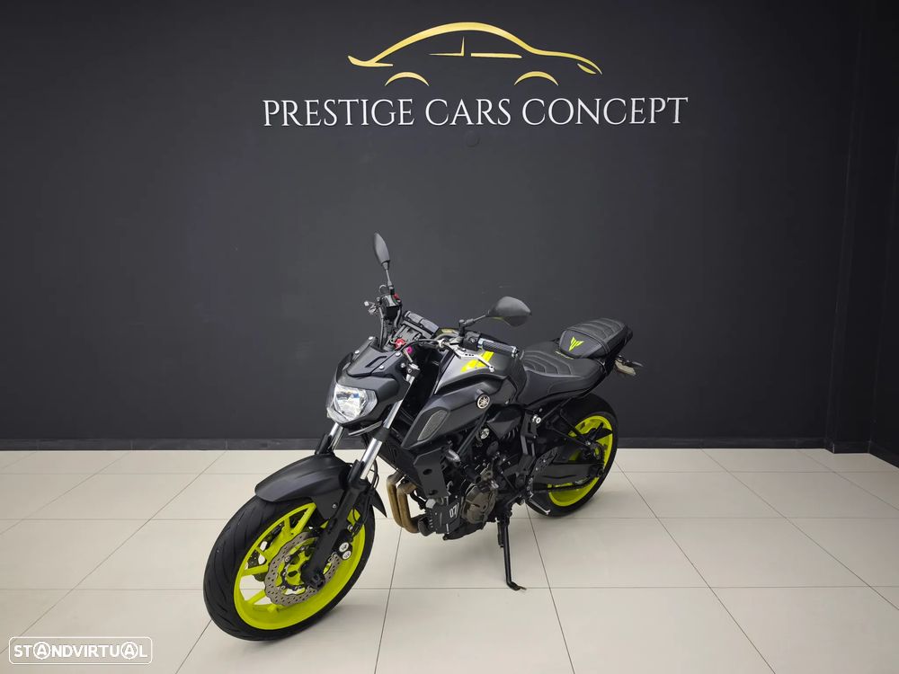 Yamaha MT-07 Night Fluo - 7