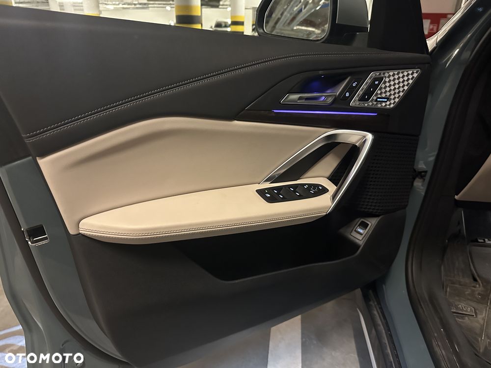 BMW X1 - 11