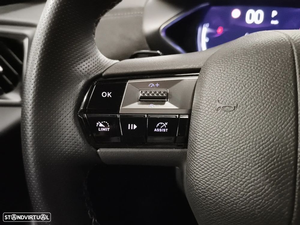 DS DS3 Crossback PureTech 130 Aut. PERFORMANCE LINE - 18