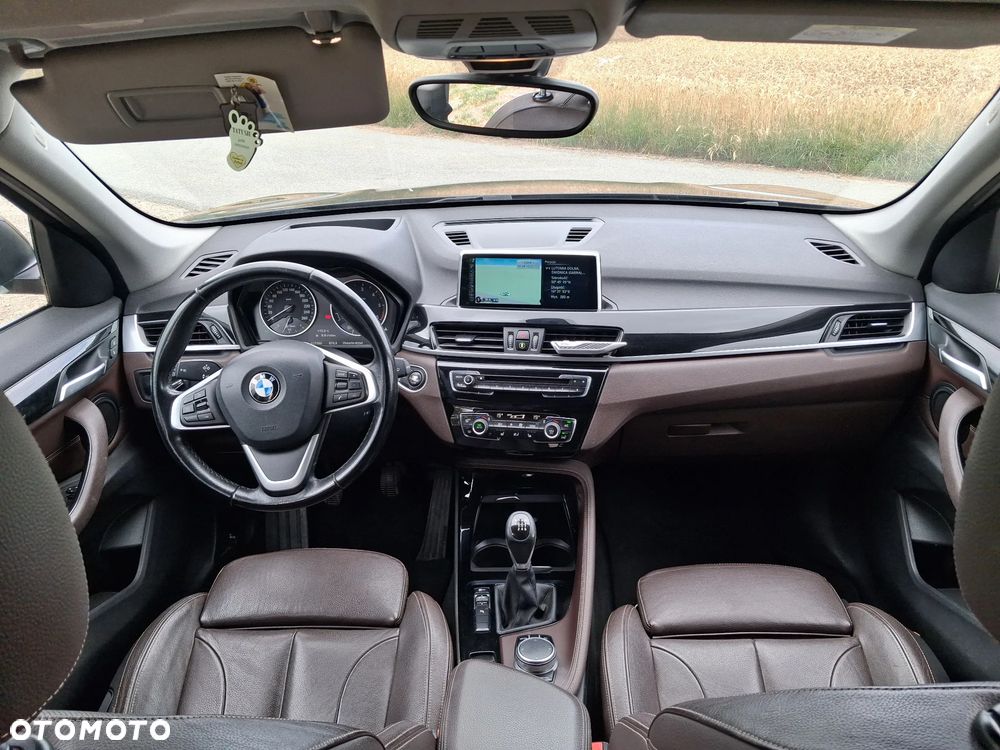 BMW X1 sDrive20d - 13