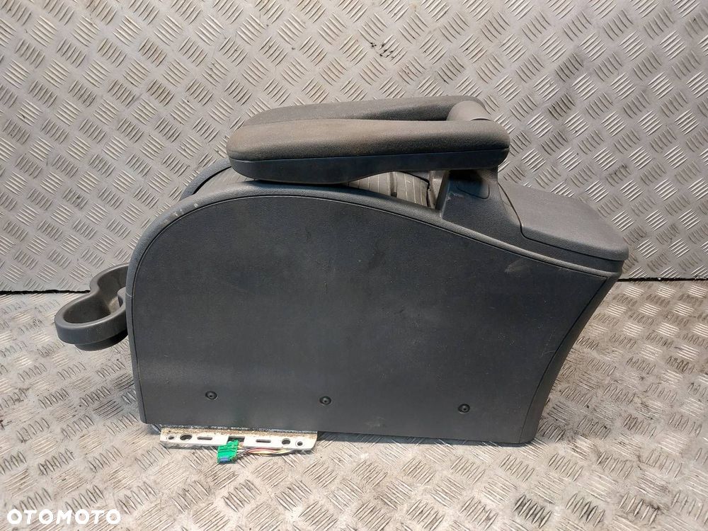 TUNEL ŚRODKOWY PODŁOKIETNIK RENAULT SCENIC II - 1