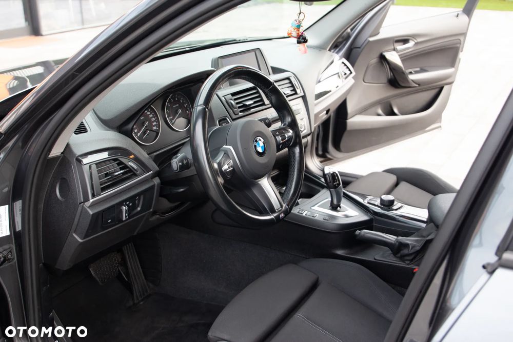 BMW Seria 1 - 22