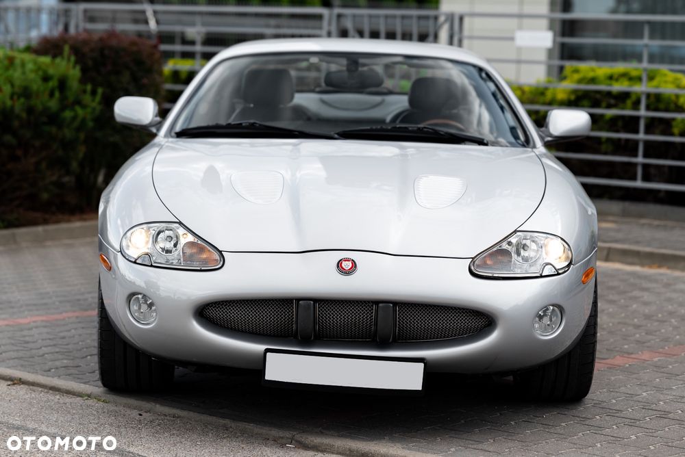 Jaguar XK8 - 7