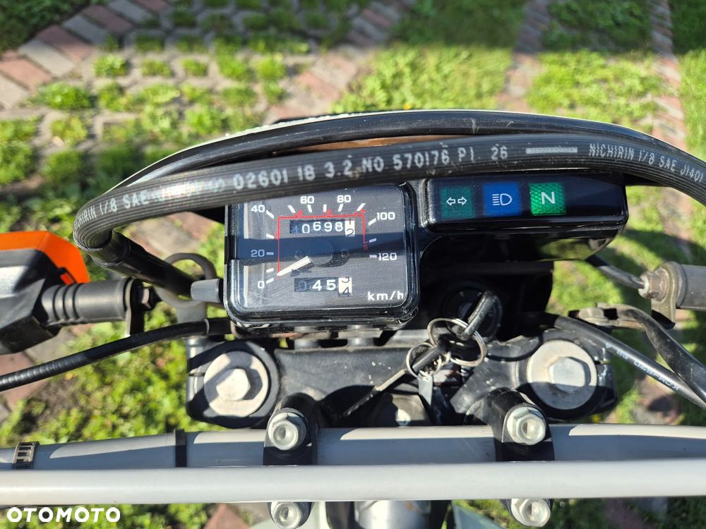 Honda XLR - 10