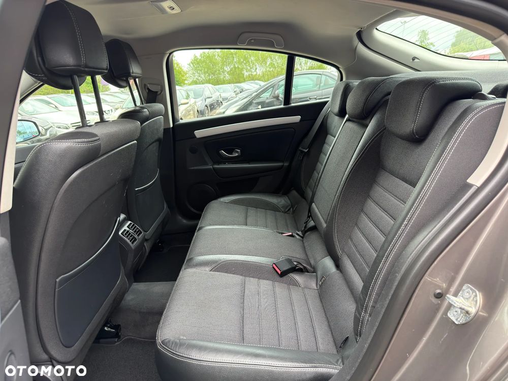 Renault Laguna 2.0 Expression - 31