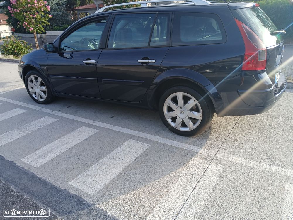 Renault Mégane Break 1.5 dCi Dynamique - 1