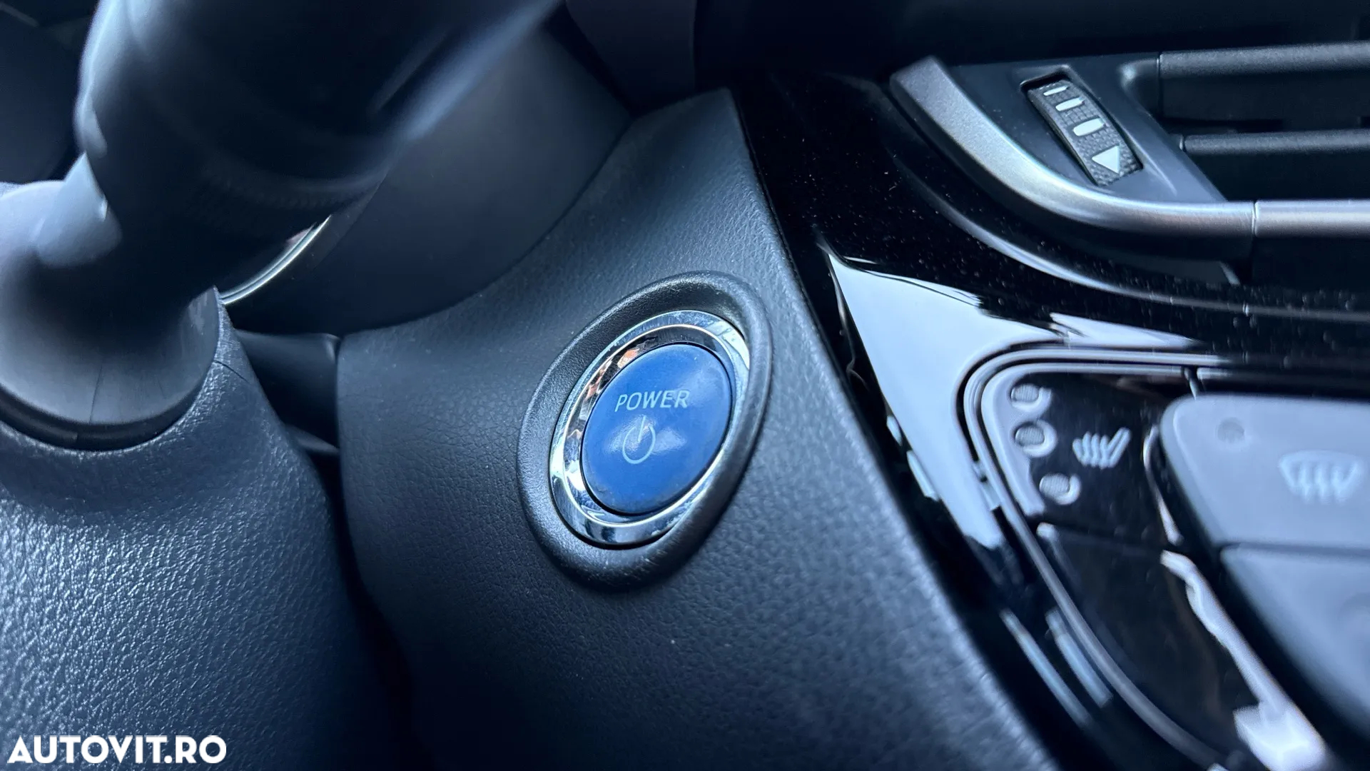 Toyota C-HR 1.8 HSD 122 CP 4x2 CVT Core - 30