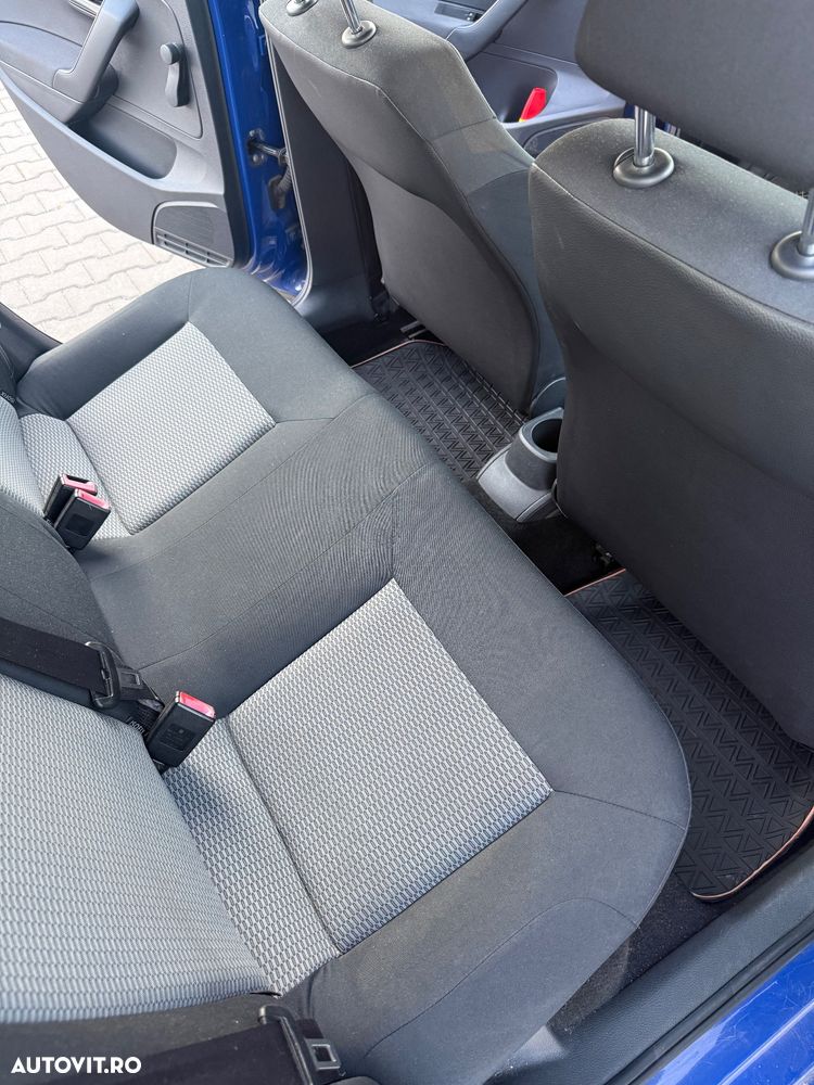 Volkswagen Polo 1.2 Attractive - 14