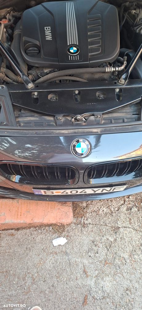 BMW Seria 5 530d xDrive AT - 7