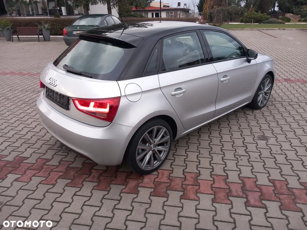 Audi A1 Sportback 1.6 TDI Attraction - 9