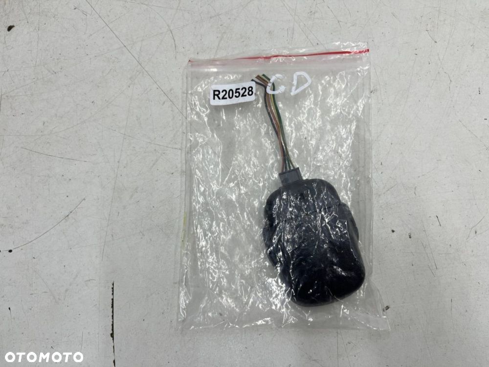 Czujnik deszczu Kia Ceed Carens Hyundai ix55 Genesis Grandeur IV 05-11r. sensor szyby 96000-3l000 - 3