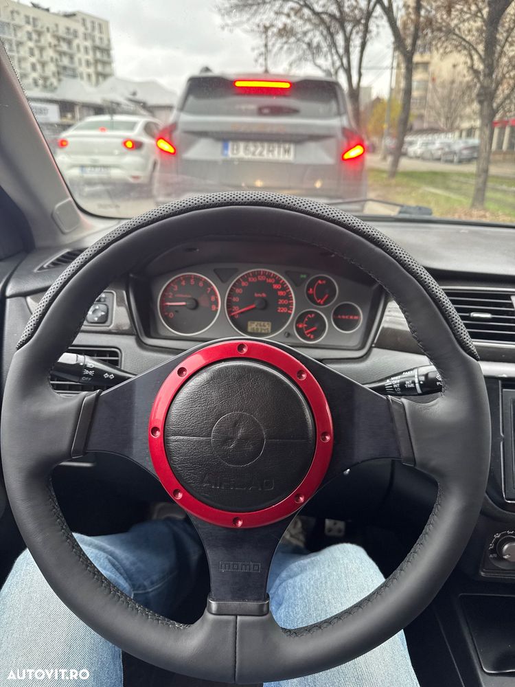 Mitsubishi Lancer - 14