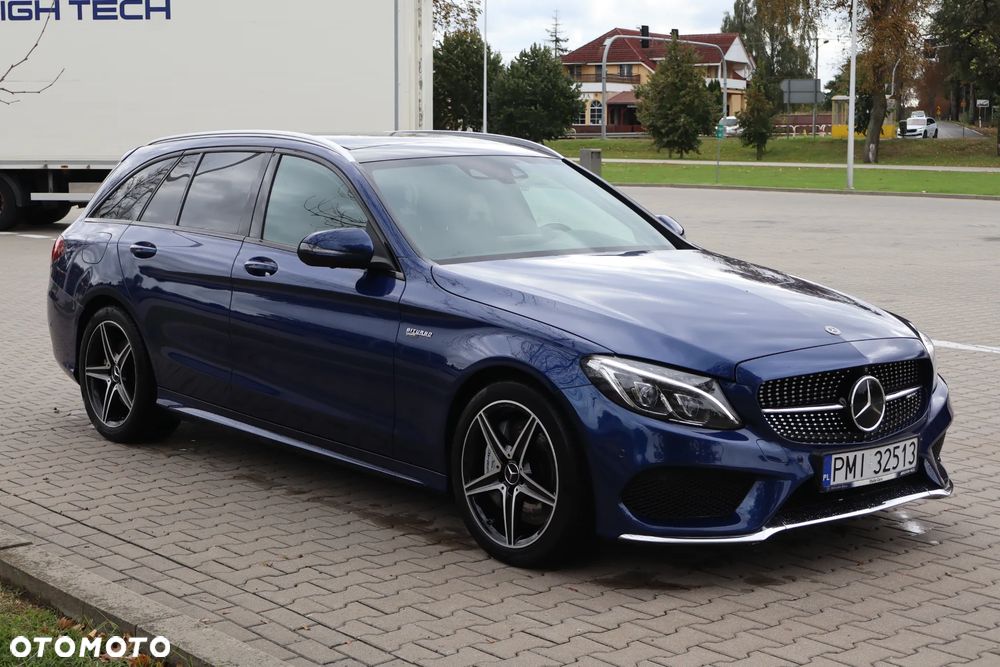 Mercedes-Benz Klasa C AMG 43 4Matic 9G-TRONIC - 37