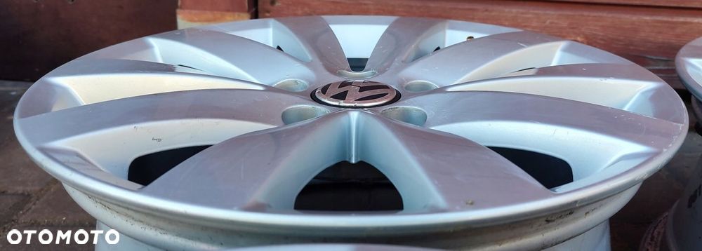 Felgi Aluminiowe Oryg. Vw Passat B7 B8 16 Cali 5x112 6,5Jx16 Et42 Ø57,1mm - 6
