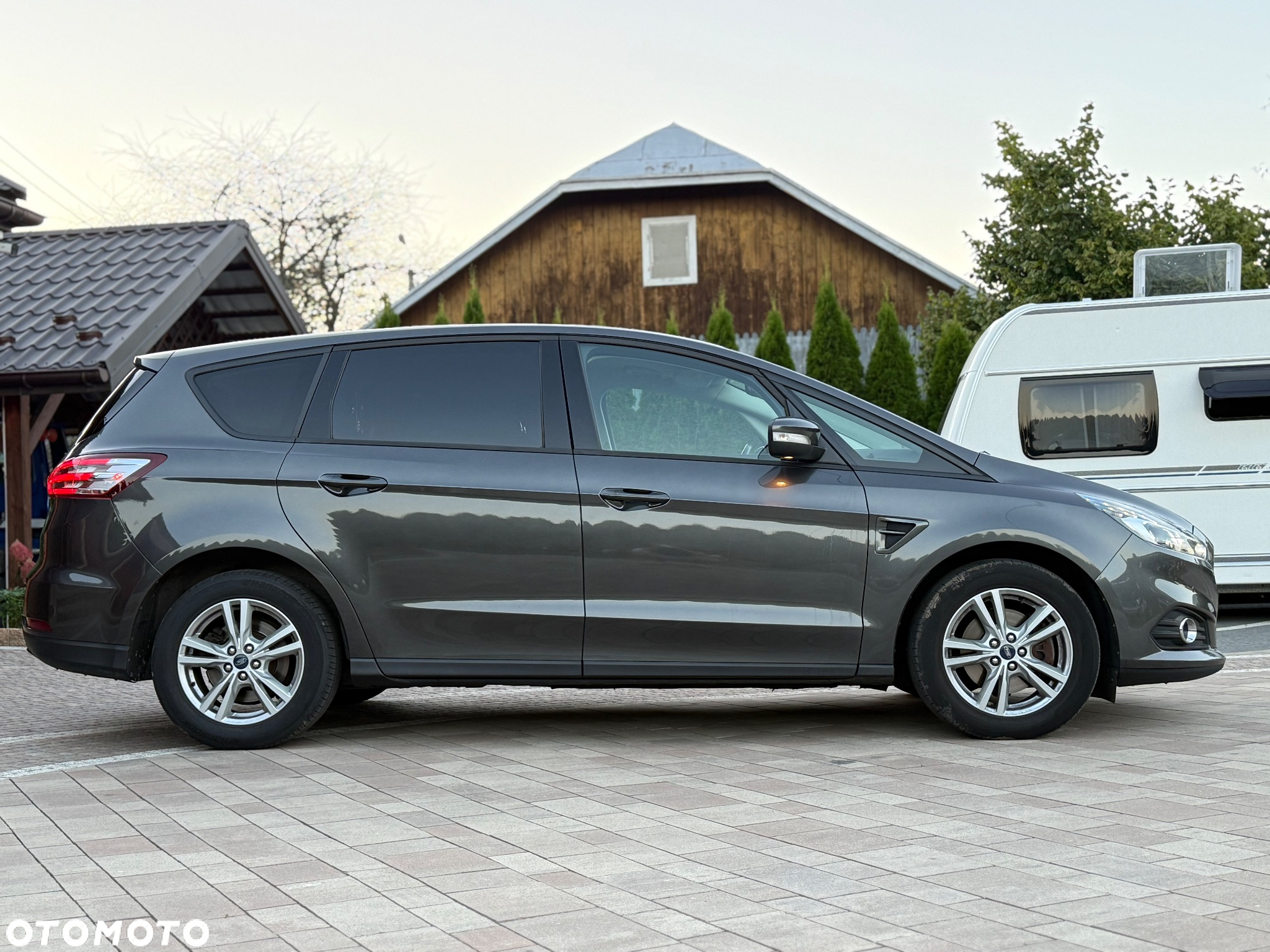 Ford S-Max 2.0 TDCi Titanium PowerShift - 9