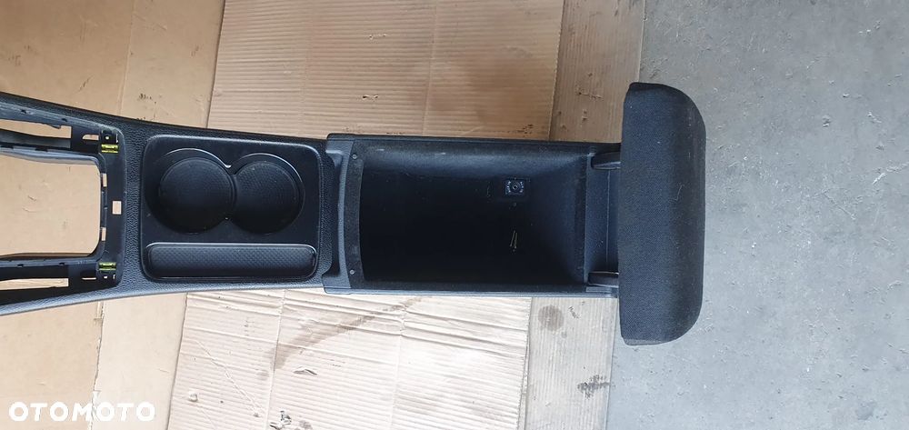 Tunel środkowy podłokietnik czarny VW Passat B7 3C0864207P - 7