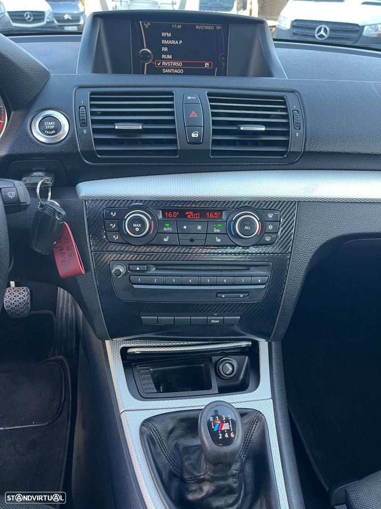 BMW 118 d Pack M - 12