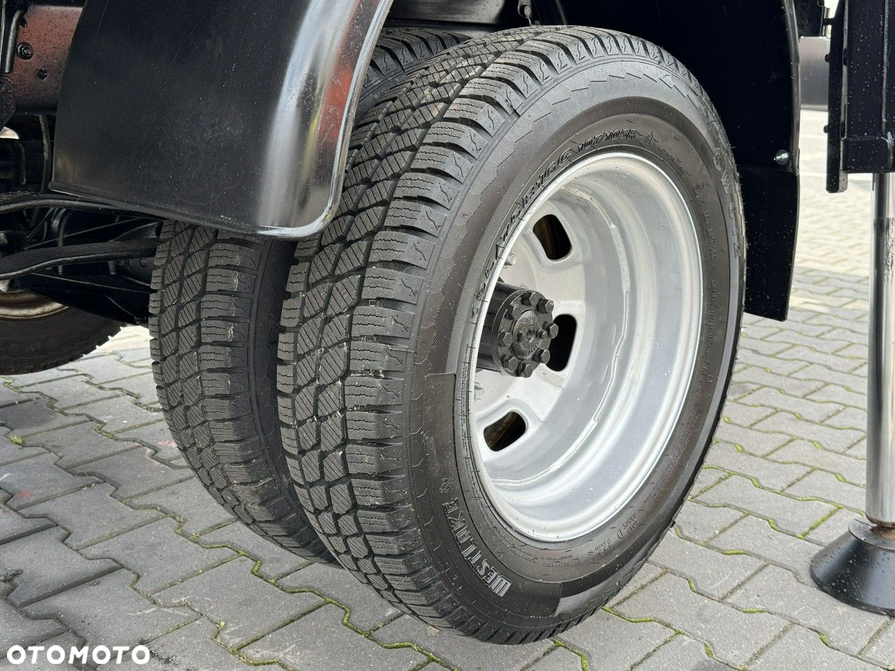 Nissan Cabstar - 8