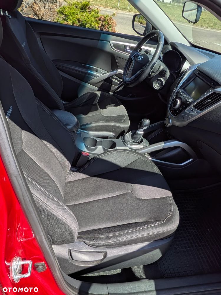 Hyundai Veloster 1.6 blue Style - 10
