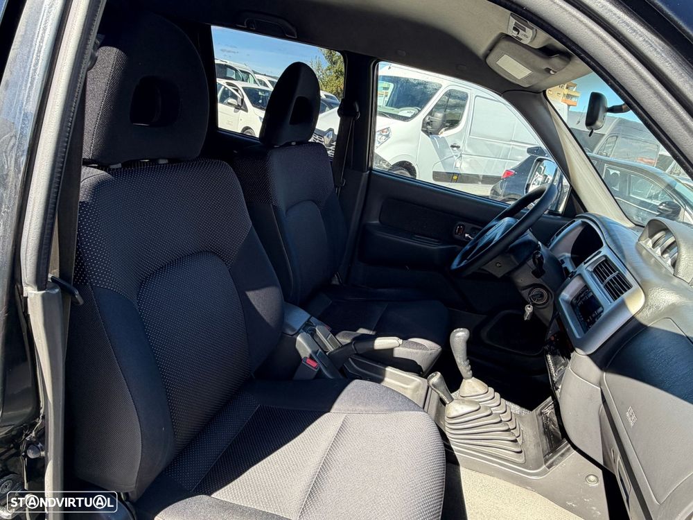Mitsubishi L200 2.5 TD Strakar Elegance HT - 11