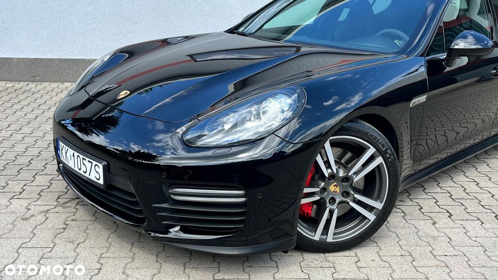 Porsche Panamera GTS - 29