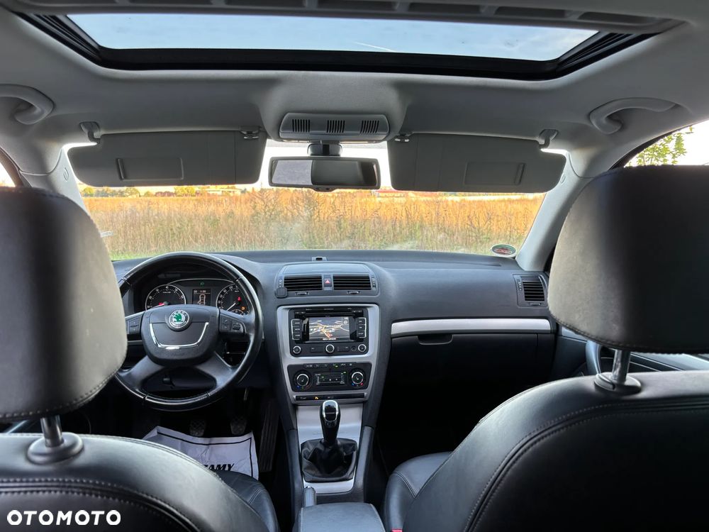 Skoda Octavia Combi 1.4 TSI IMPULS EDITION - 3