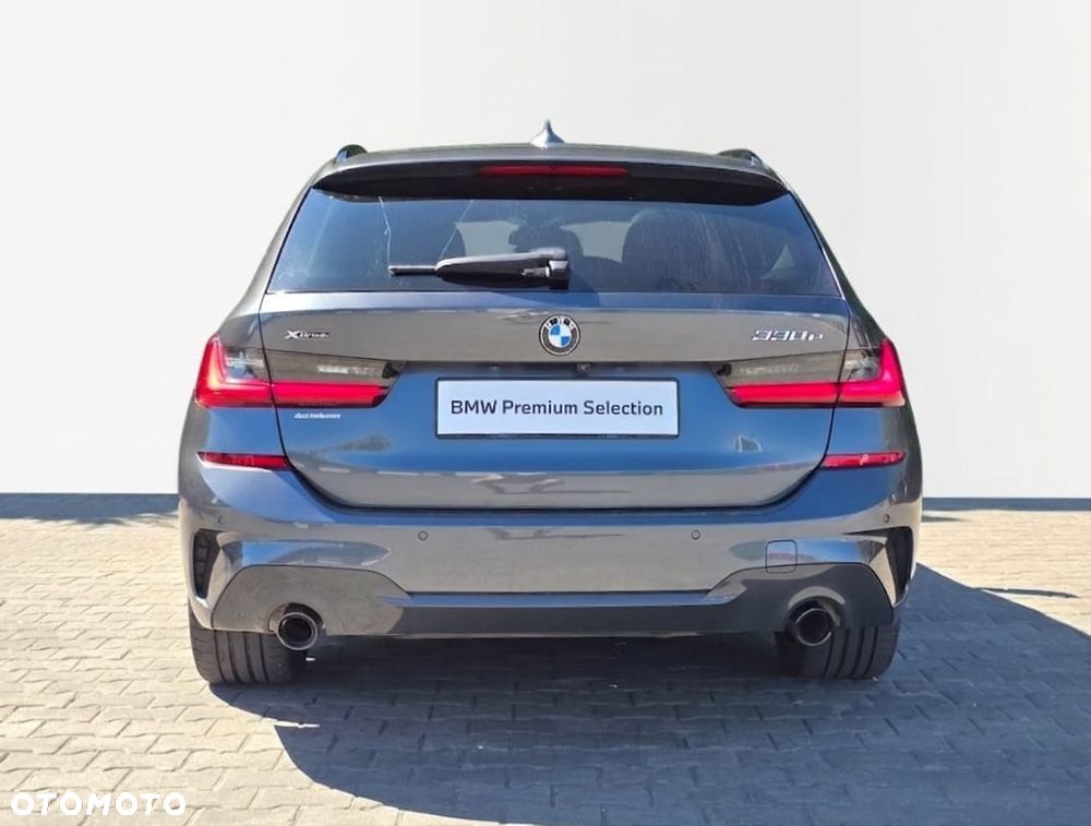 BMW Seria 3 330e xDrive M Sport sport - 8