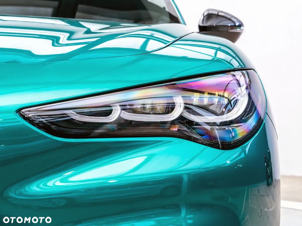 Alfa Romeo Stelvio 2.0 Turbo Intensa Q4 - 13