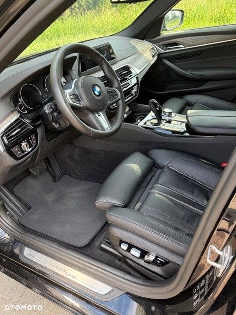 BMW Seria 5 520d Luxury Line - 4