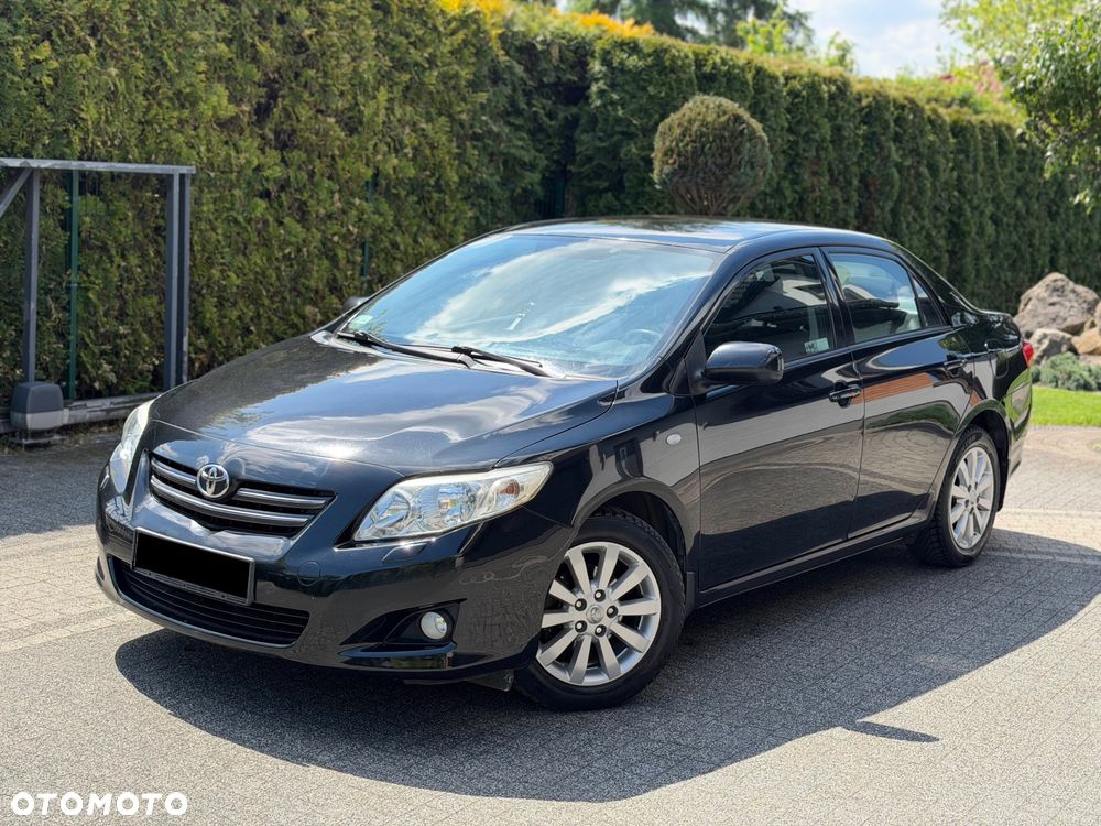 Toyota Corolla 1.6 Luna - 1